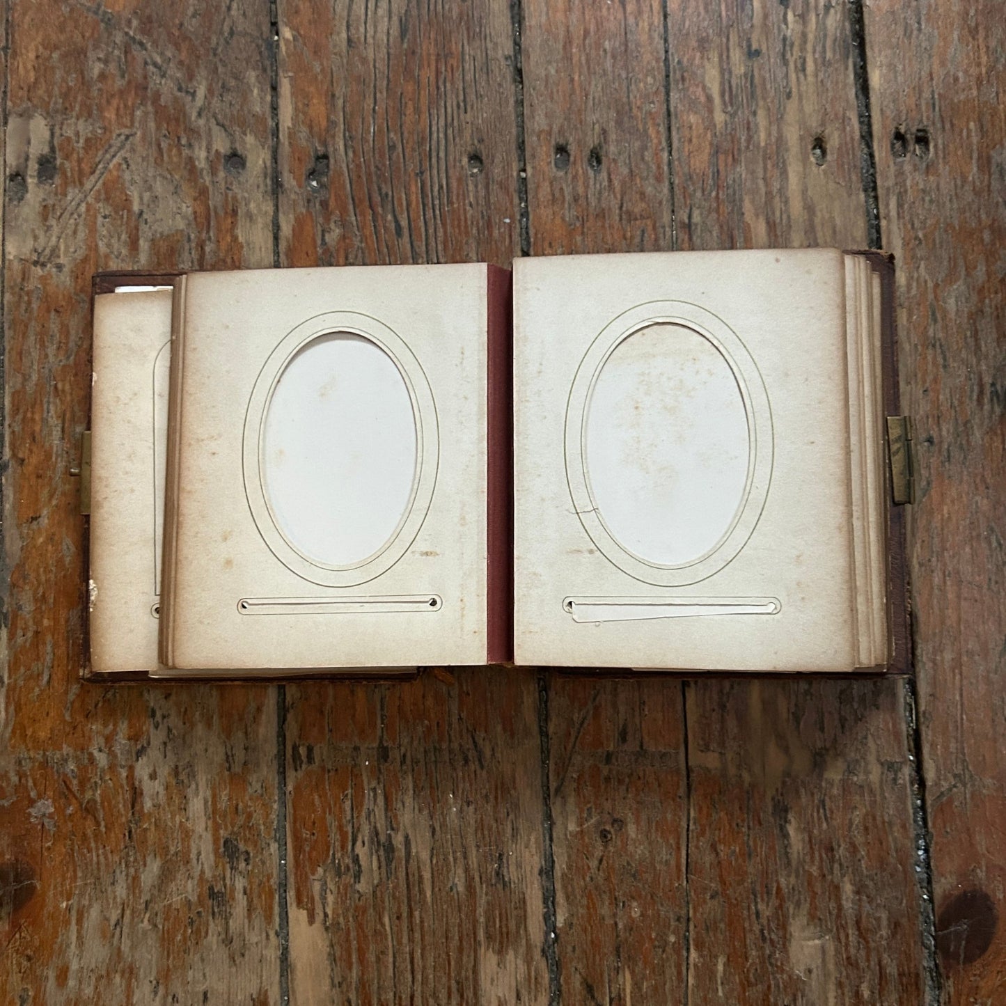 Antique Photo Album - Apokrypha