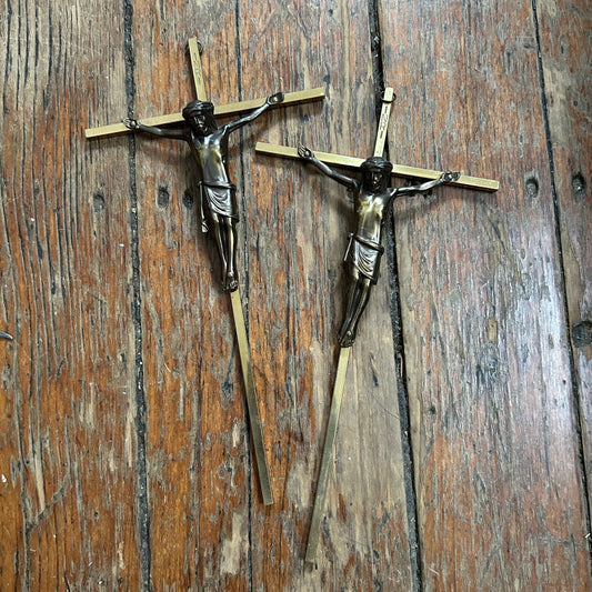 Vintage Crucifix (Pair) - Apokrypha